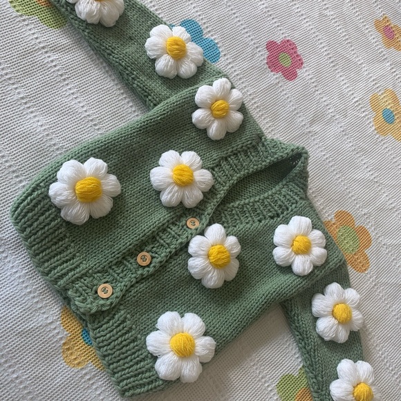 Handmade Girl Cardigan - Picture 2 of 6